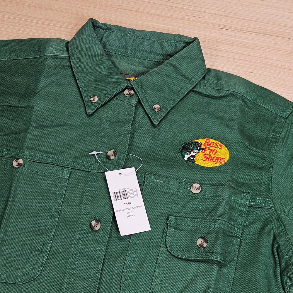 Bass Pro Shops Button Down Shirt Womens S Green Short Sleeve Logo NEW
